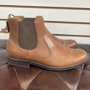 G.H. BASS & Co “LEE” Men’s Brown Leather Chelsea Ankle Boots Slip On Size 10